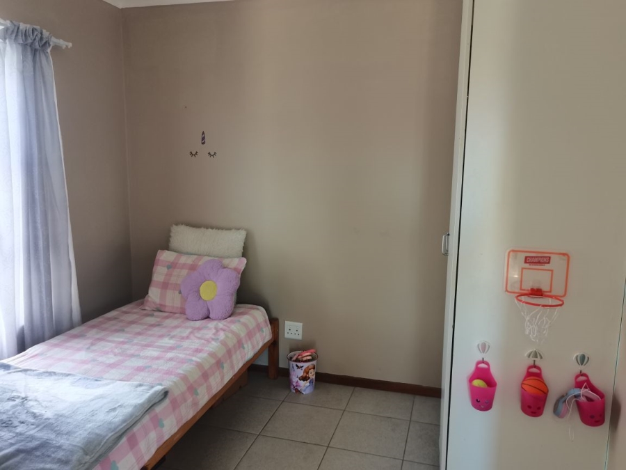 2 Bedroom Property for Sale in Parsonsvlei Eastern Cape